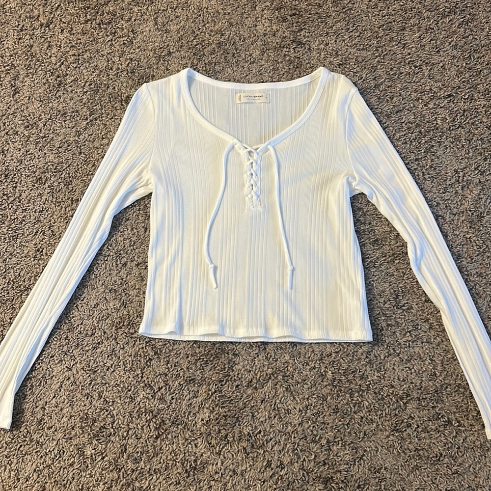 Lucky Brand long sleeve tie front detail